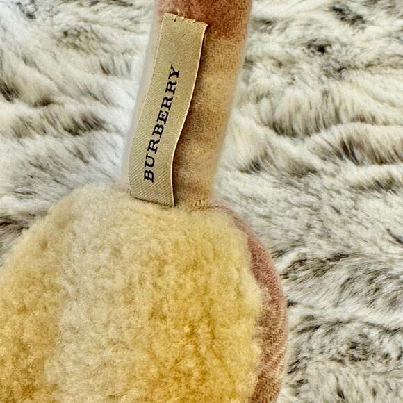 BURBERRY Light Pink Check Cashmere Earmuffs - one size - Picture 5 of 7